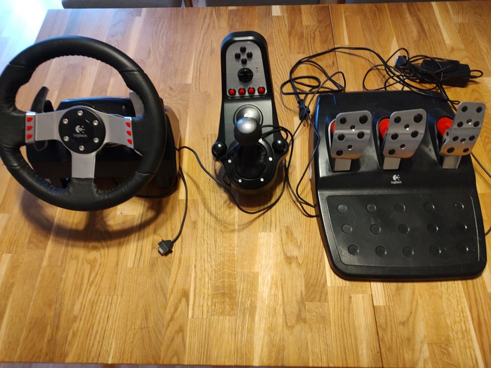 Logitech G27 Racing Wheel | Kaufen auf Ricardo