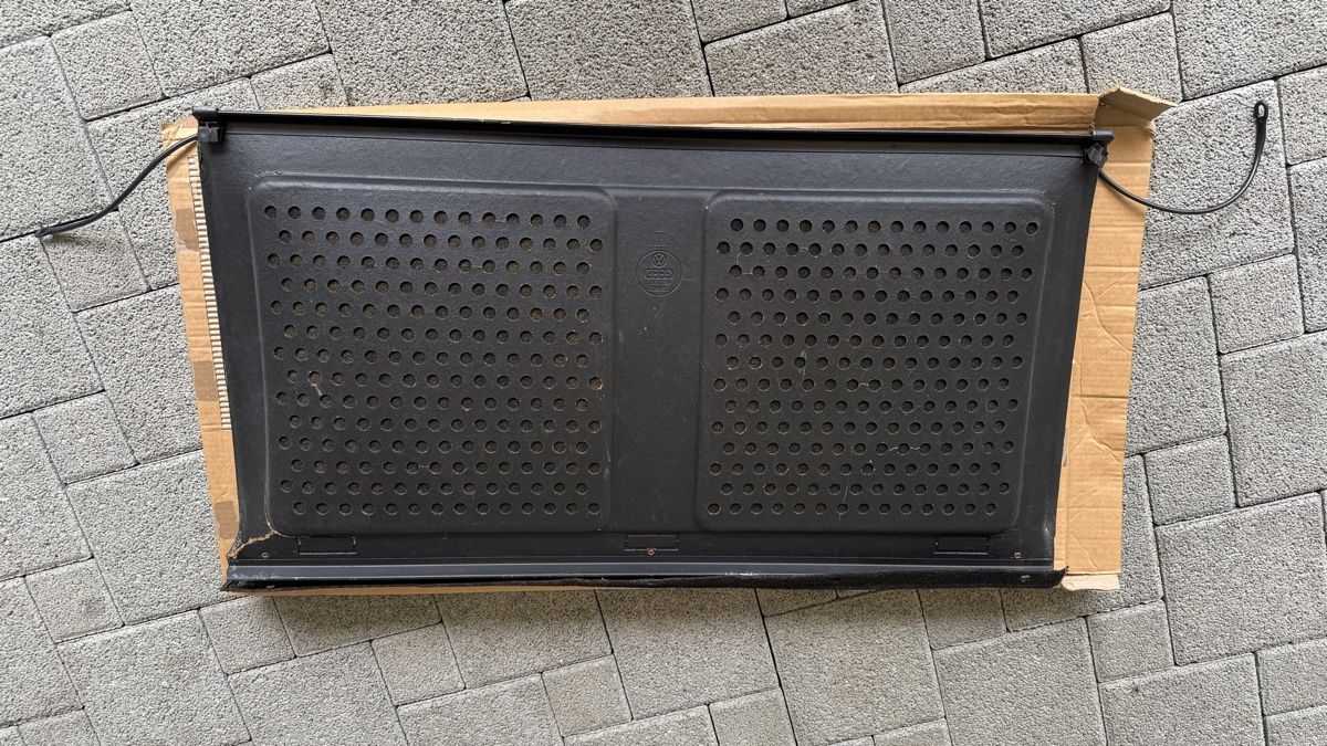 VW Toutes les pièces auto: Originale Hutablage VW Golf 1 – D'occasion à Russikon par Sygy79 3