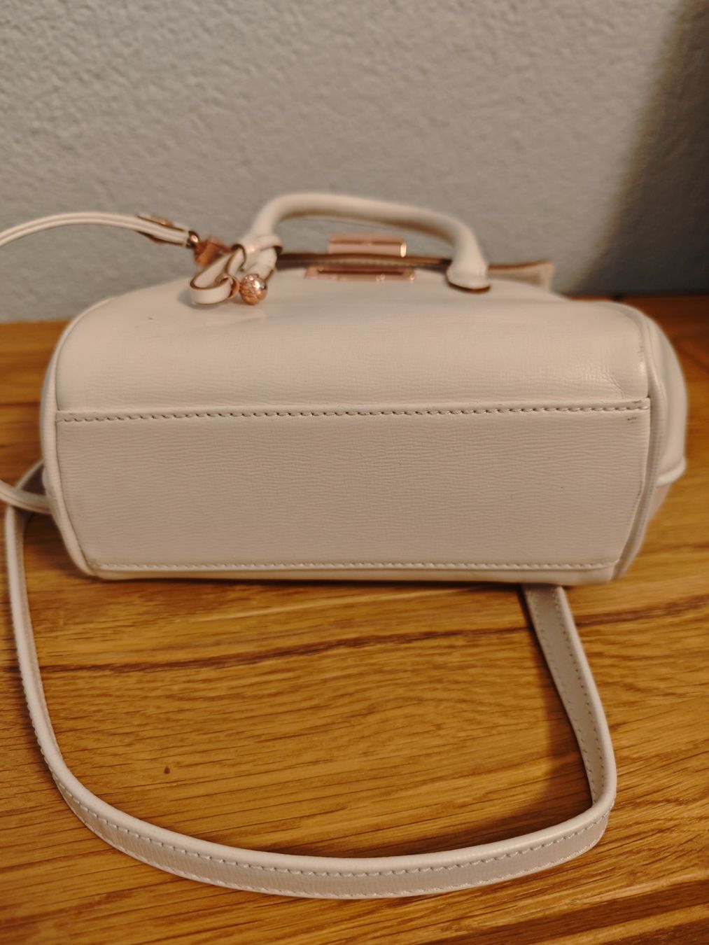 Navyboot Borse da donna: Navyboot Handtasche Crémeweiss, edel 🤍 – Usato da Gunzgen venduto da 0Aurin0 3