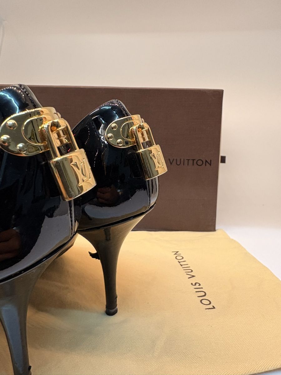 Louis Vuitton Chaussures femmes: Louis Vuitton Lock It Pumps Eu 39 – D'occasion à Wollerau par Florencio.M 1