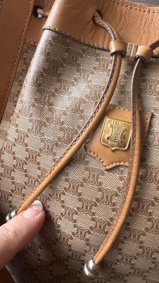 Celine Borse da donna: Celine vintage bucket – Nuovo (secondo la descrizione) da Bellinzona venduto da giu_vfl7 2