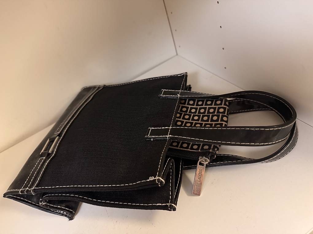 Borse da donna: Estée Lauder black handbag with interior separate pochette – Usato da Melide venduto da cla_g5fs 1