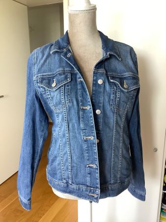 Coole Jeansjacke Damen Gr. M, neuwertig, Fr. 39