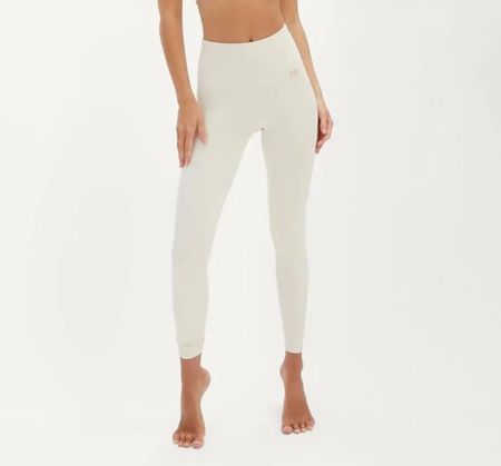 Yoga Pilates Bonita Leggings by Amada