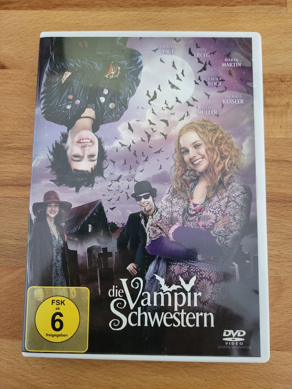 Tutti i DVDs: DVD Die Vampirschwestern FSK6 – Nuovo (secondo la descrizione) da Möriken AG venduto da Vandine