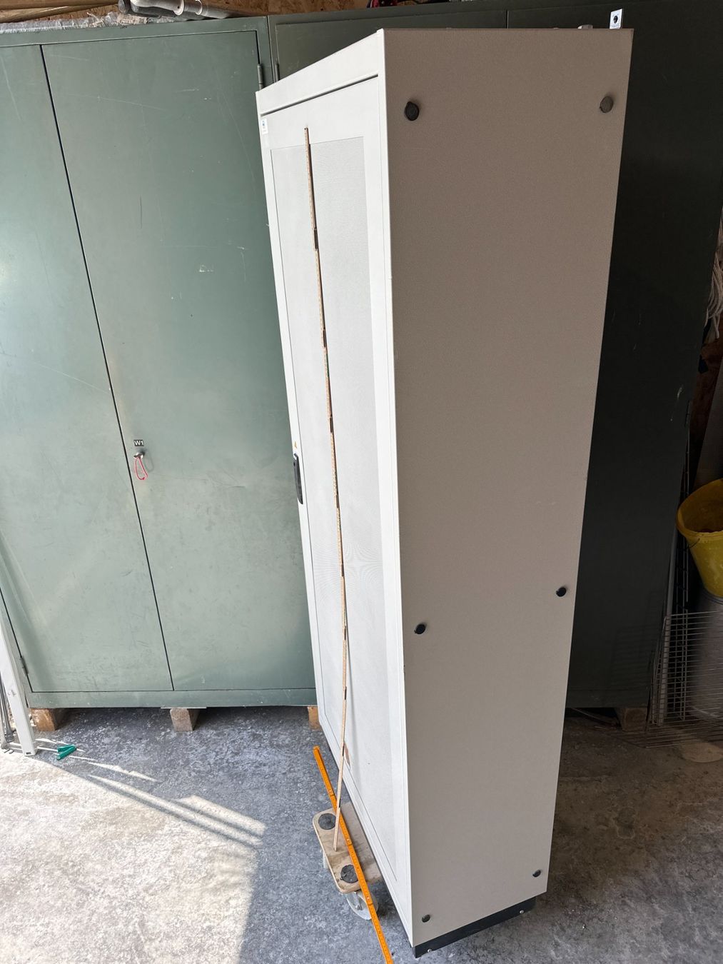 Alimentazione elettrica: Schaltschrank Elektroverteiler 2m – Usato da Quarten venduto da Wolfs 1
