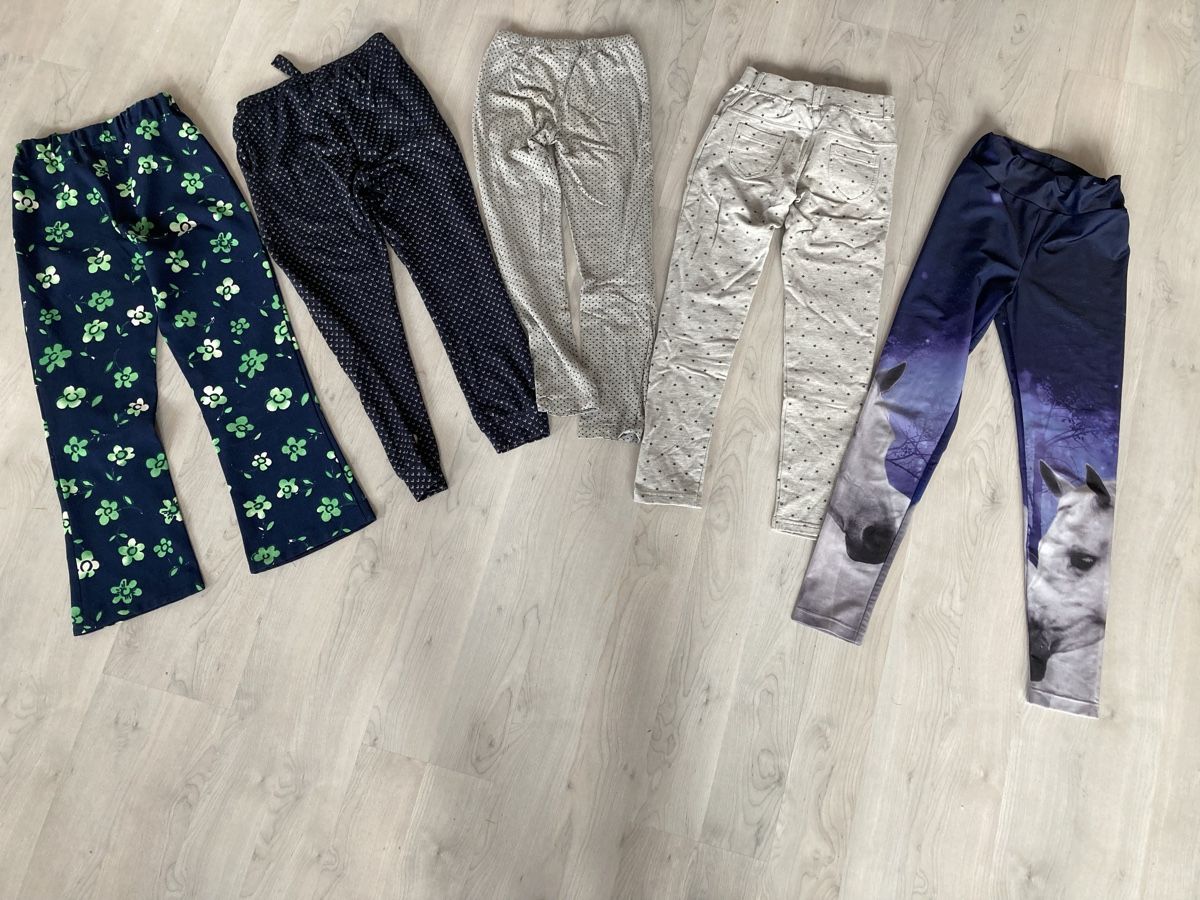 Lotti & Set di vestiti: Kleiderpaket Hosen Mädchen 128 – Usato da Amden venduto da Karplusan 2