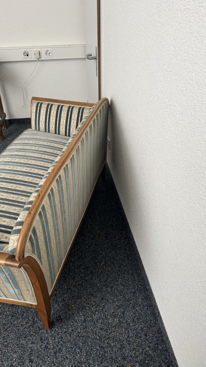 Divani: Biedermeier Sofa – Usato da Uster venduto da AliciaMiller 2