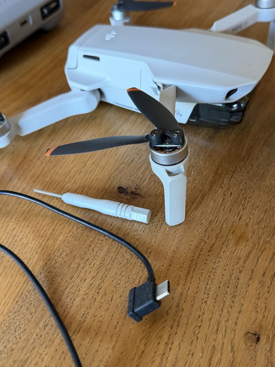 DJI Modellismo RC: Drohne Dji Mini 4 K – Usato da gurzelen venduto da ster402 3