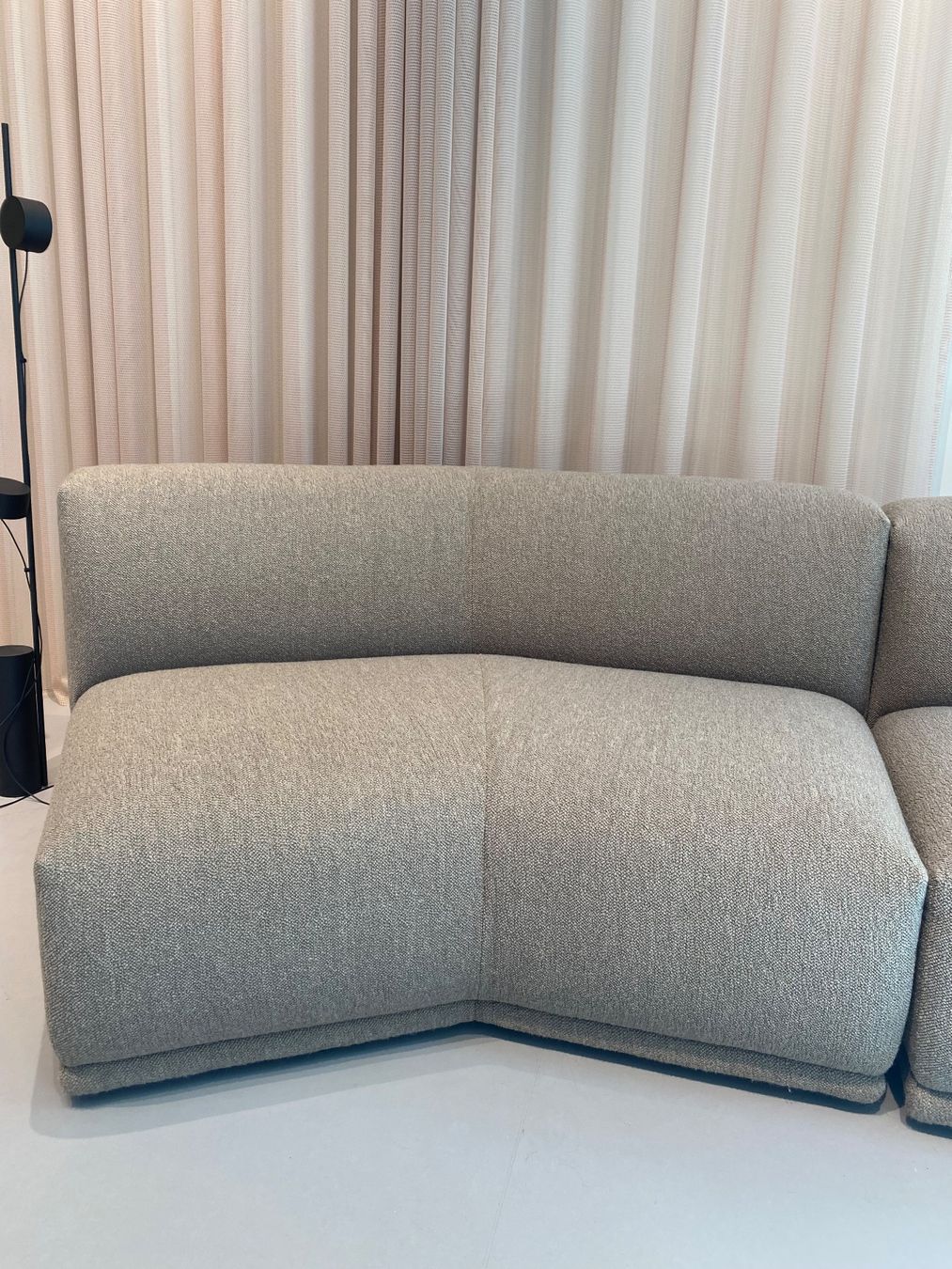 Muuto Sofas: Muuto - Connect Sofa – Gebraucht aus Zürich von NordicSale 3