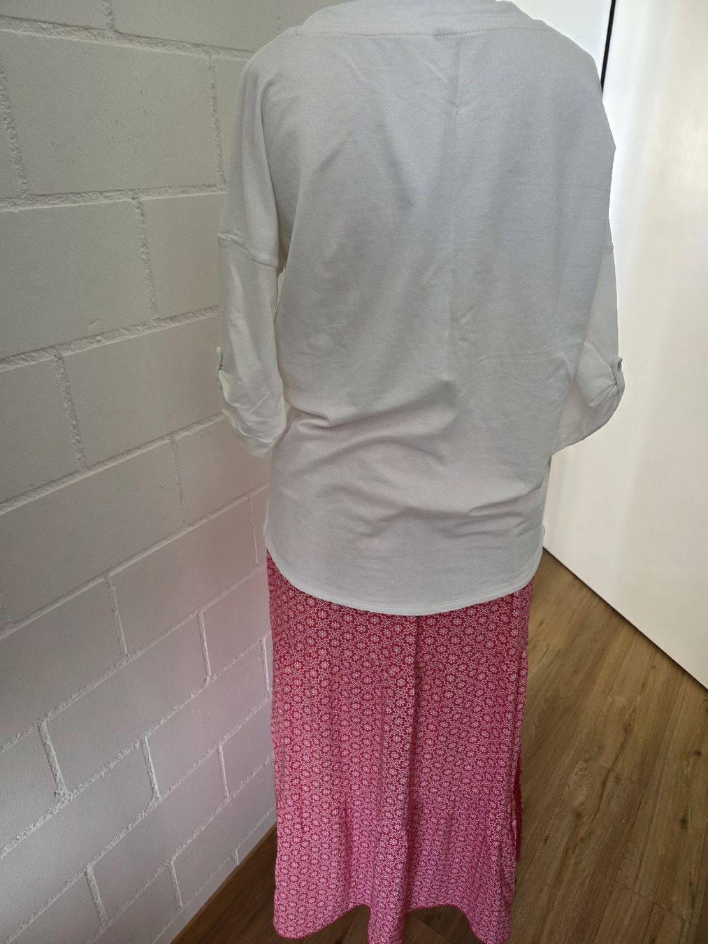 Lotti di vestiti: Rock/Shirt – Nuovo (secondo la descrizione) da Rüti ZH venduto da car_gl78 3