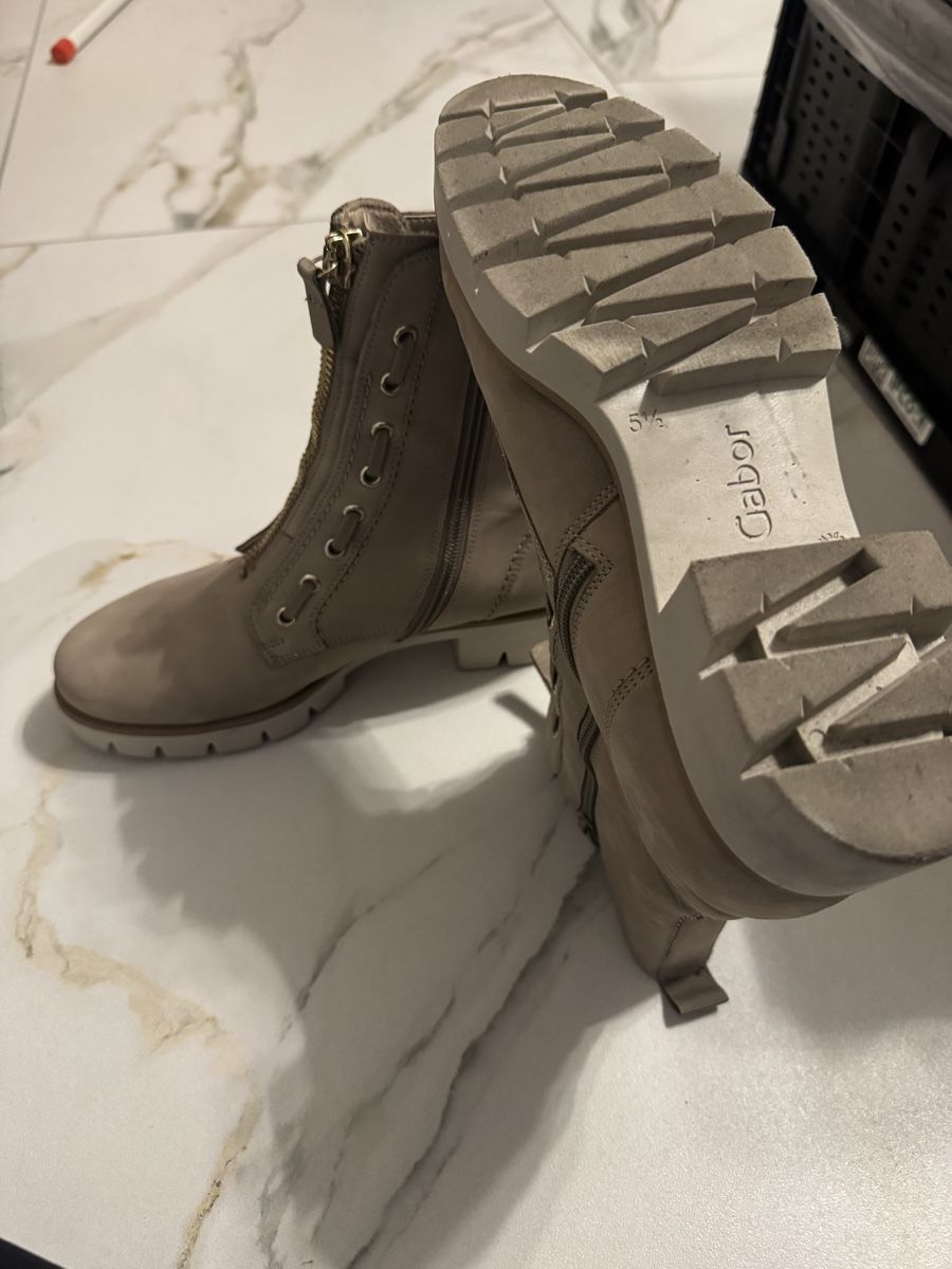 Gabor Scarpe da donna: Gabor Boots, beige, Gr. 39,Top Zustand – Usato da Langnau am Albis venduto da ste_2zdt 2