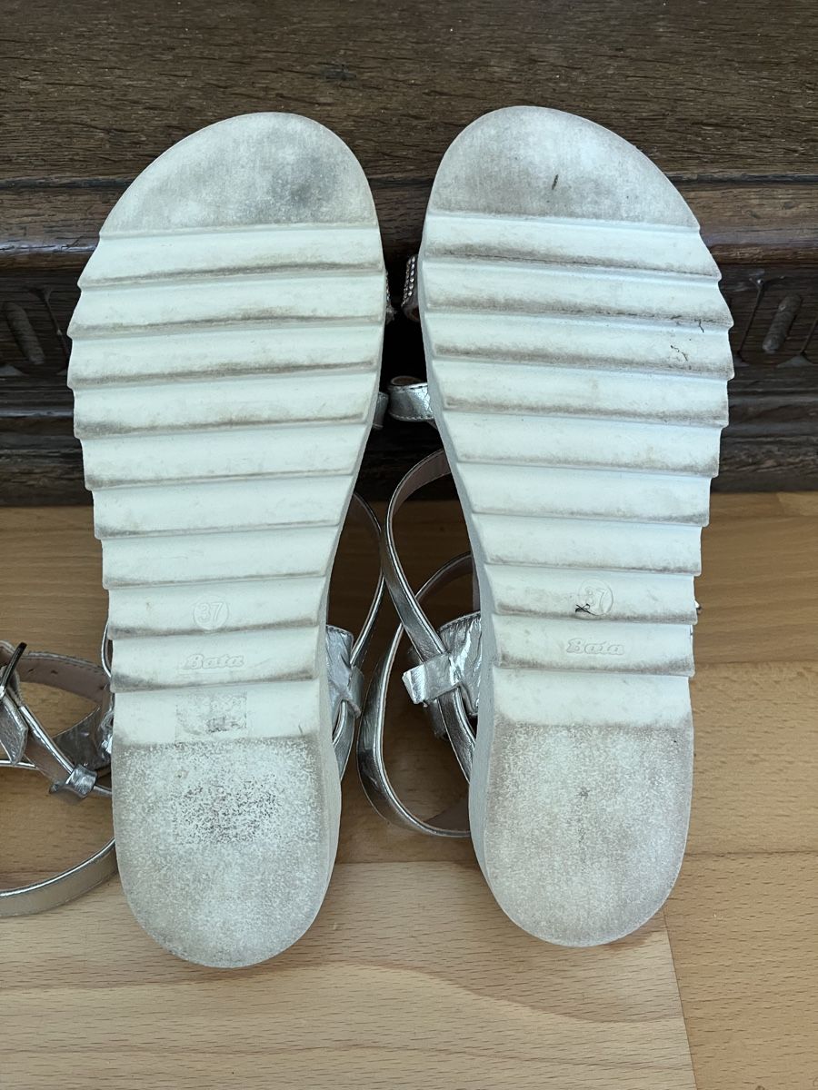 Scarpe da donna: Bata Sandalen Gr 37 – Usato da Uetikon am See venduto da erz13 2