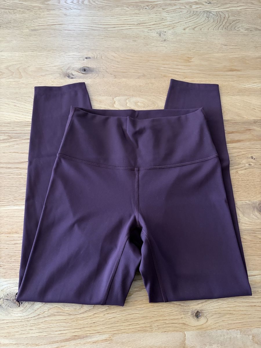 Lululemon Leggings: Leggins - Lululemon - Wunder Train - Grösse 6 – Gebraucht aus Baar von Colette18 1