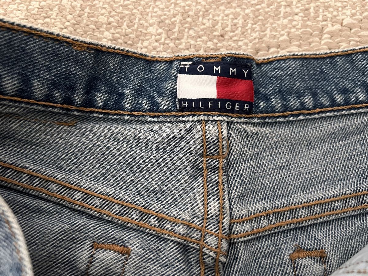Tommy Hilfiger Jeans: Tommy Hilfiger shorts – Usato da Thalwil venduto da and_nb7r 2