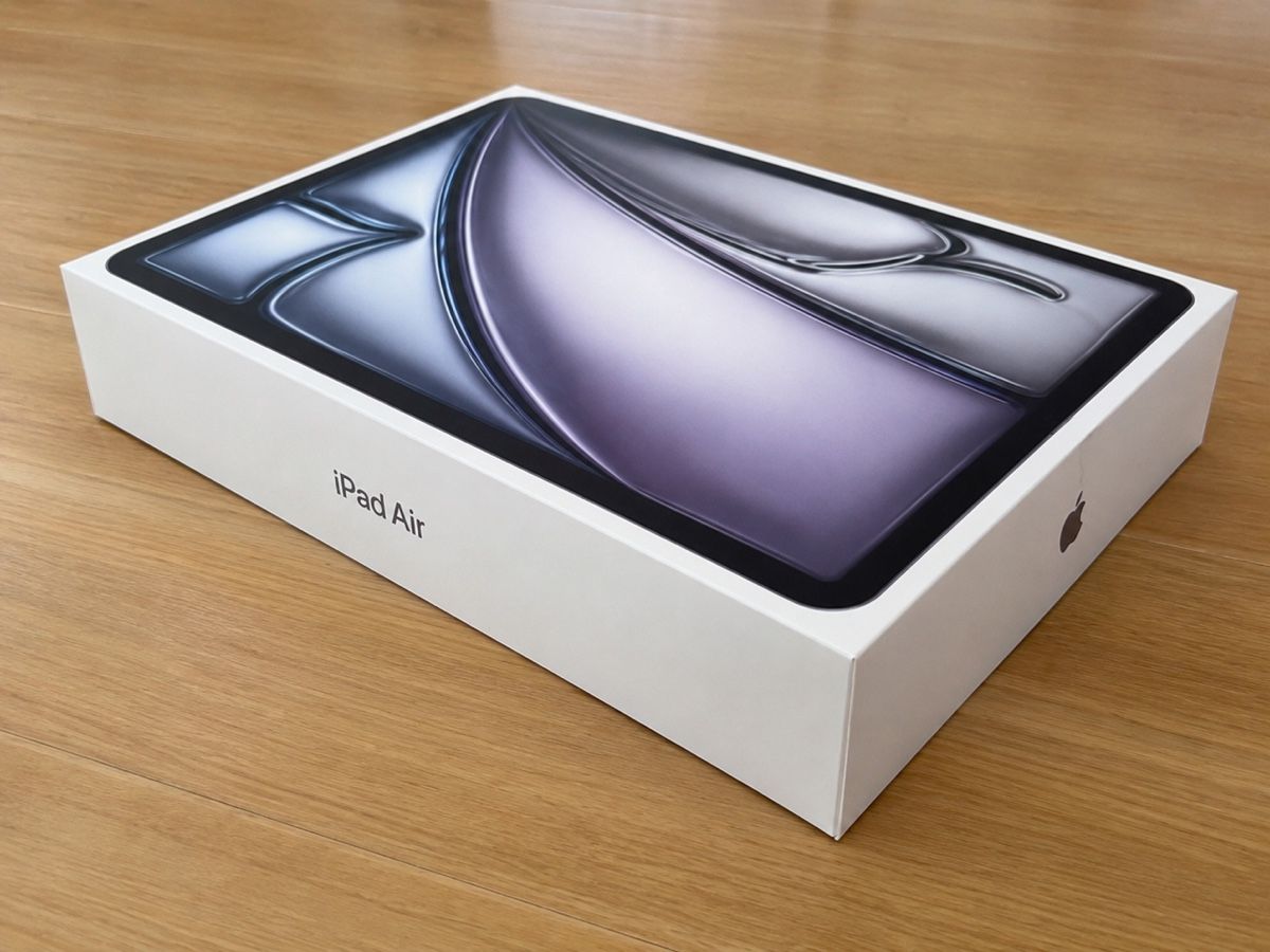 Apple Tablet PC: Apple iPad Air 13 ist ungeöffnet  – Nuovo e nell'imballaggio originale da Lausanne venduto da meh_8clz