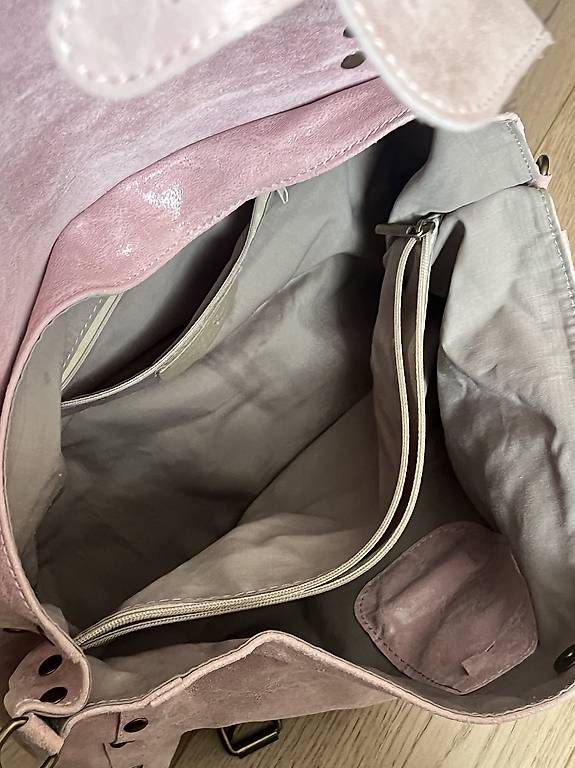 Borse da donna: Ledertasche – Usato da Bretzwil venduto da .Schoggi. 2