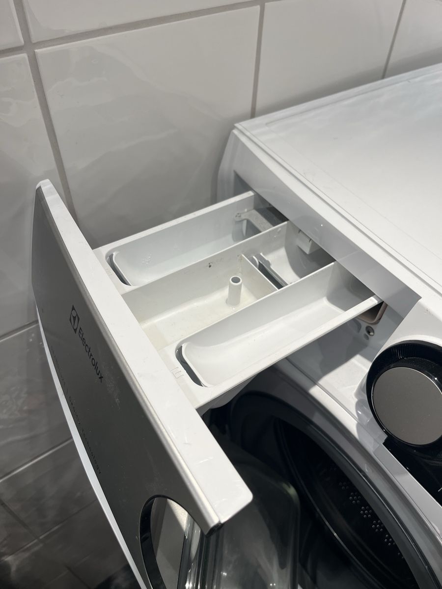 Electrolux Lavatrici: Electrolux WAGL4E300 Waschmaschine – Usato da Einsiedeln venduto da sandramon 4