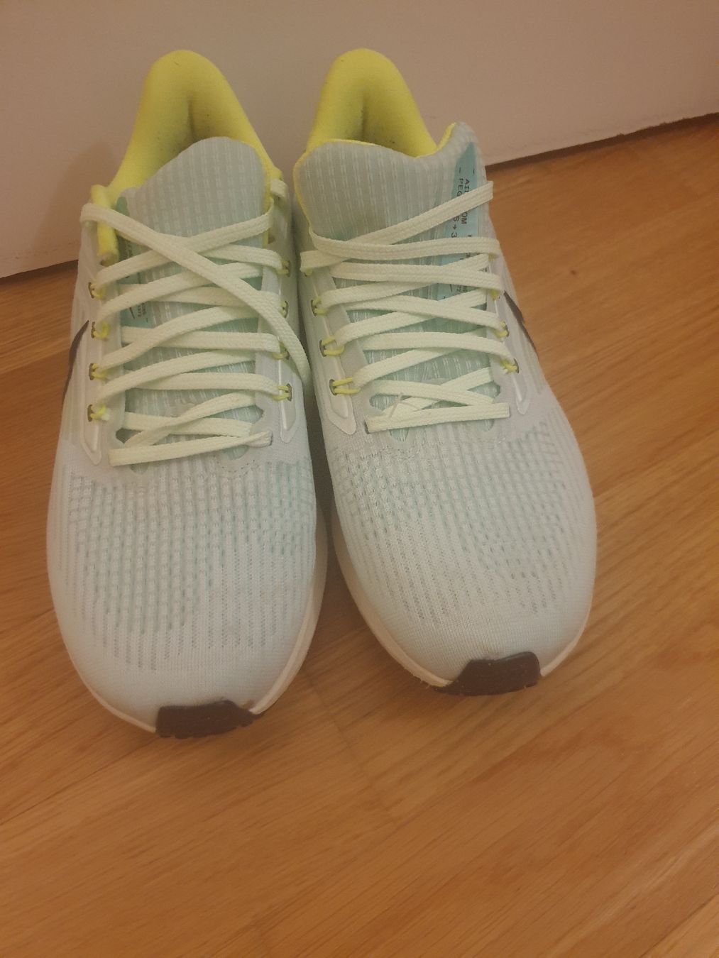Nike Herrenschuhe: Neuf Chaussures Nike – Neu (gemäss Beschreibung) aus Fribourg von mal_8zjh 2
