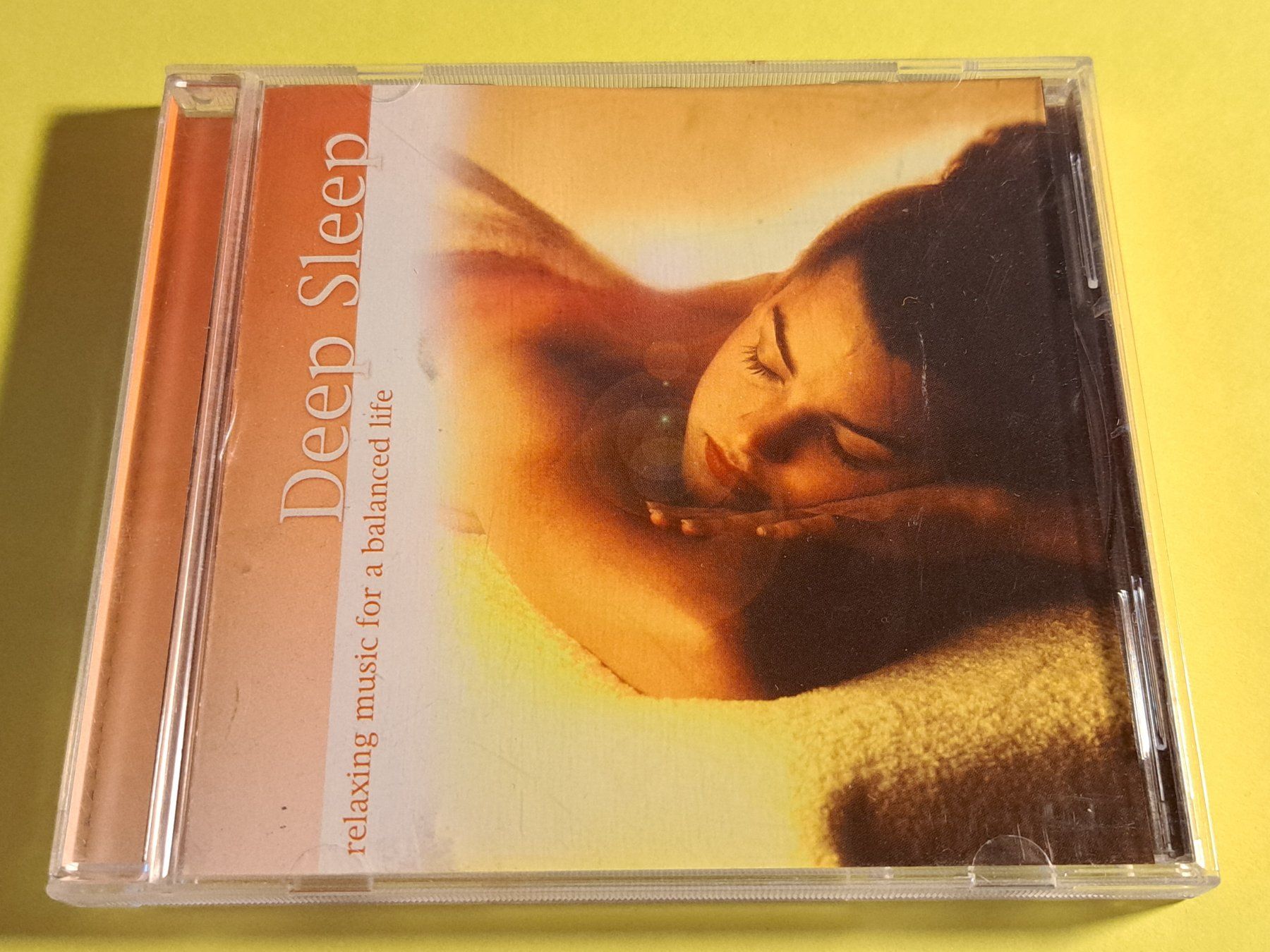 CD: DEEP SLEEP - relaxing music for a balanced life – Usato da Wichtrach venduto da LuckyLuke69