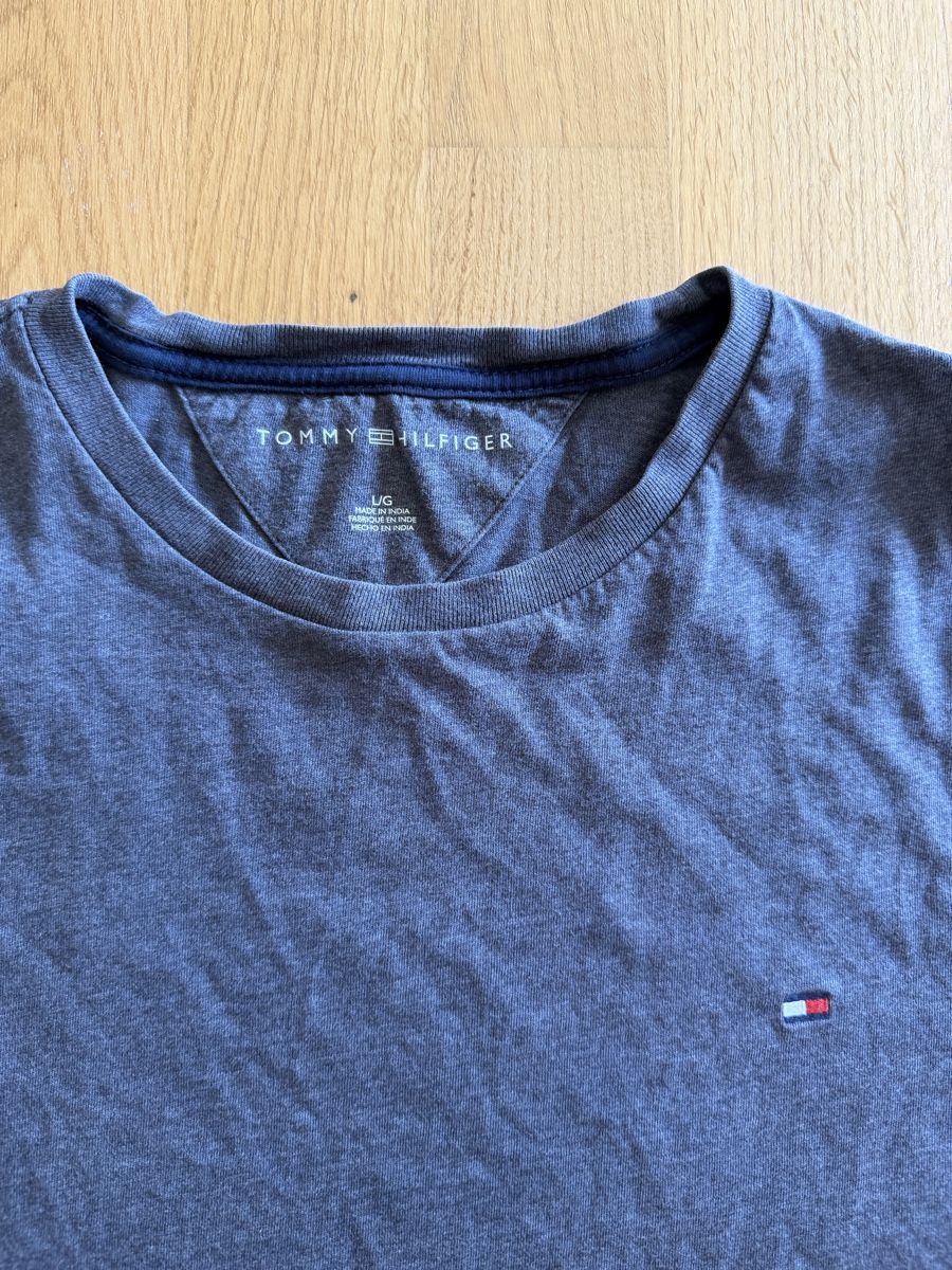Tommy Hilfiger T-shirt: Tommy Hilfiger T-Shirt - Grösse L – Usato da Oberwil BL venduto da Ray_Pa_Ts 2