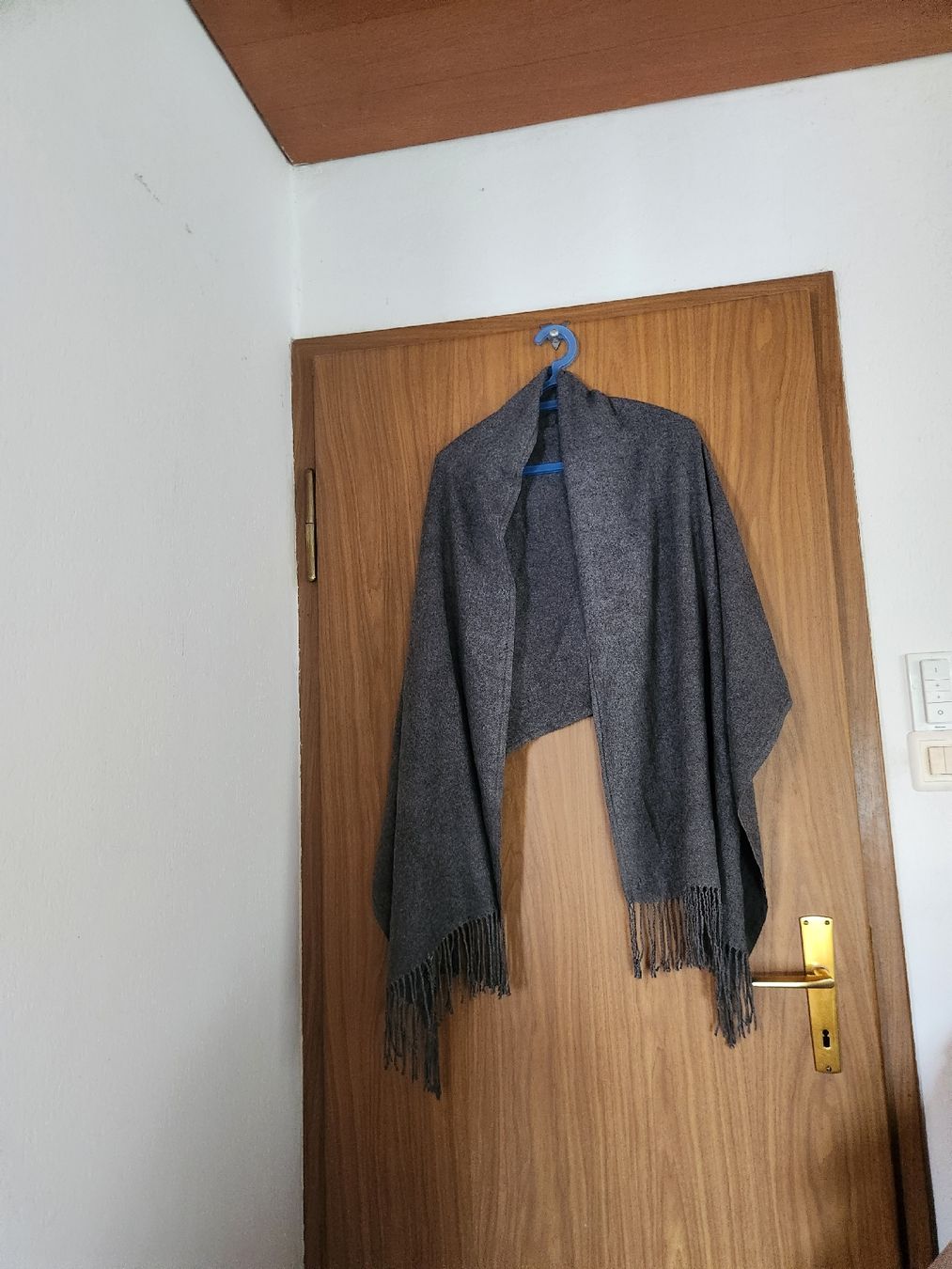 Foulards, Tücher & Schals: Châle Acne Studios gris 100% laine vierge franges – Gebraucht aus Niedergösgen von Eva2410