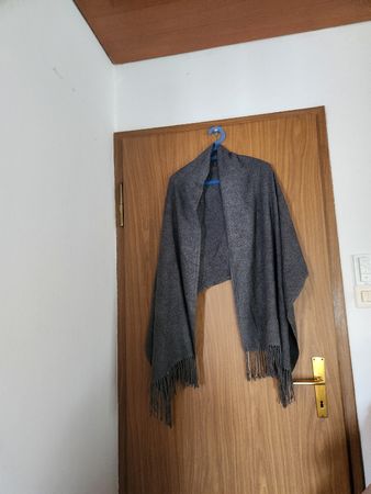 Châle Acne Studios gris 100% laine vierge franges