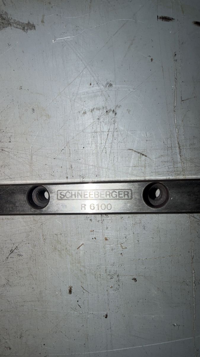 Tutti gli attrezzi: Stahlschienen mit Bronzekugelkäfig – Usato da Laupersdorf venduto da asm_8v2t 1