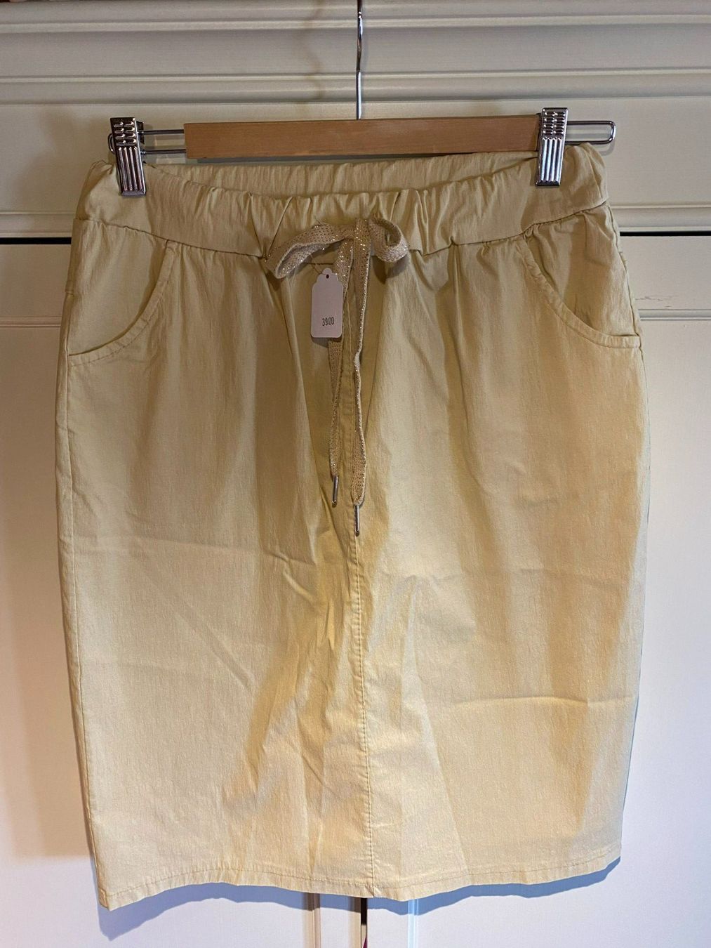 Gonne: DAMEN-JUPE-GELB-BEIGE – Nuovo e nell'imballaggio originale da Meienried venduto da ManuelaBoutique 1