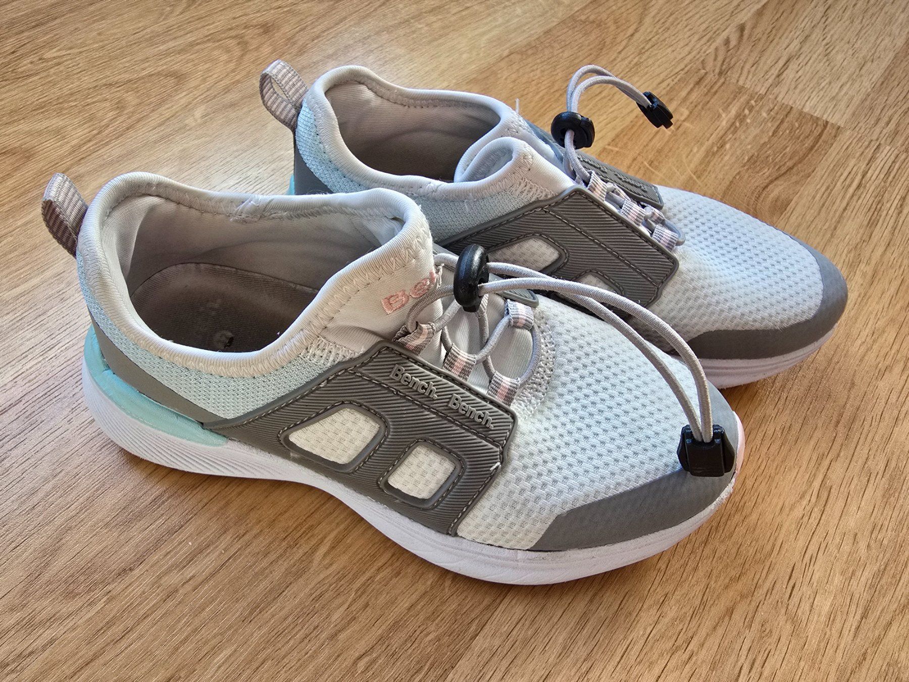 Bench Scarpe per ragazze: Bench Sommerschuhe Mädchen, Grösse 32 – Usato da Büttikon AG venduto da Amineah