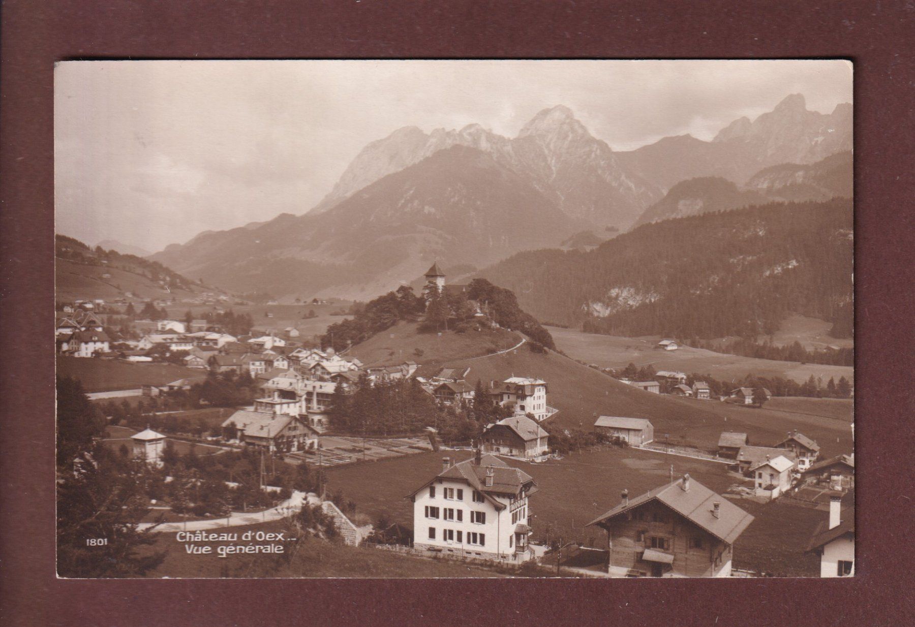 Cartoline postali: CHÂTEAU D'OEX - Vue partielle – Usato da Pully venduto da nicecards