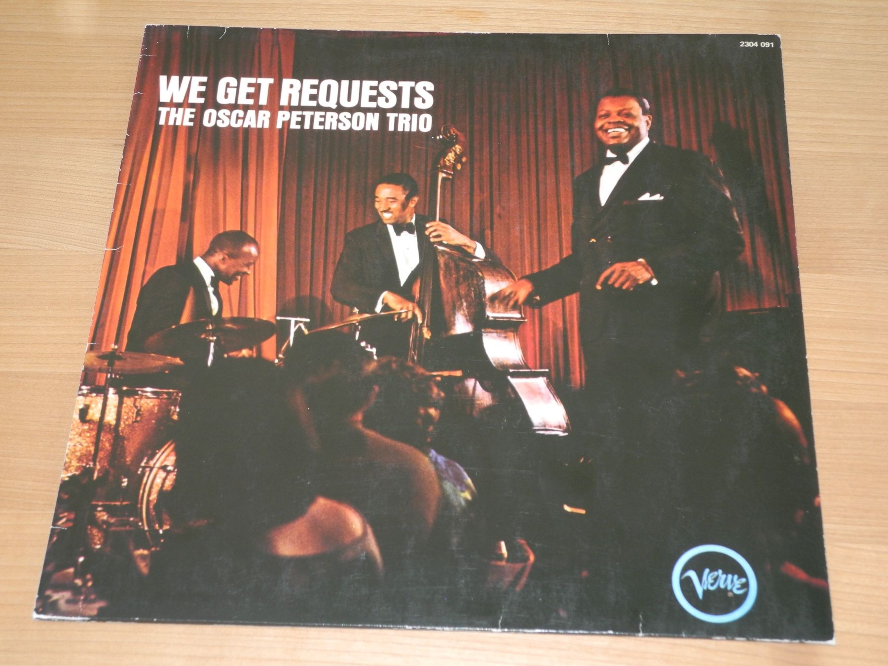 Dischi in vinile: OSCAR PETERSON TRIO - WE GET REQUESTS - VERVE – Nuovo (secondo la descrizione) da Fahrwangen venduto da Swirl2