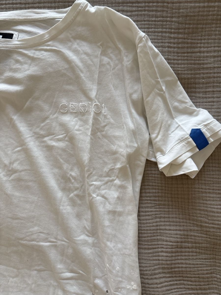 T-shirt: Weisses T-Shirt Cedici – Usato da Wabern venduto da est_jw6s 3