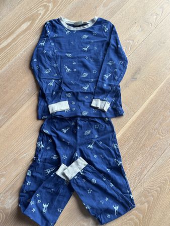 Pyjama Grösse 122/128