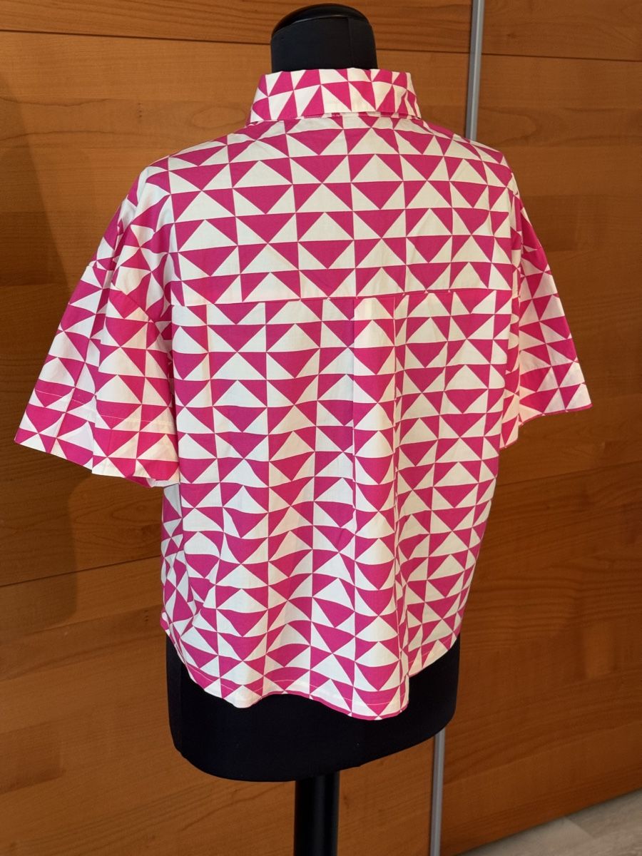 Camicette: Pink-weisse Bluse mit geometrischem Muster, Gr. L – Nuovo (secondo la descrizione) da Morschach venduto da jeanhenrifabre 1