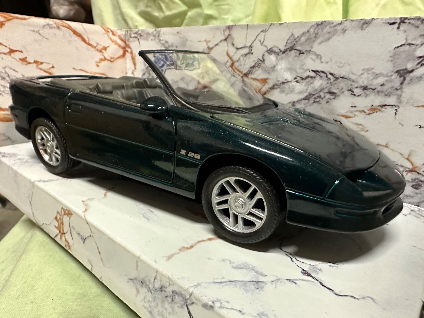 Chevrolet Modellini d'auto: Chevrolet Camaro z28 Cabrio – Nuovo (secondo la descrizione) da Reinach AG venduto da rares75