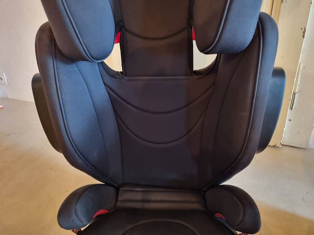 Joie Seggiolini per auto: Joie Traver rehausseur intégral – Usato da Chexbres venduto da gec_7bmq 2