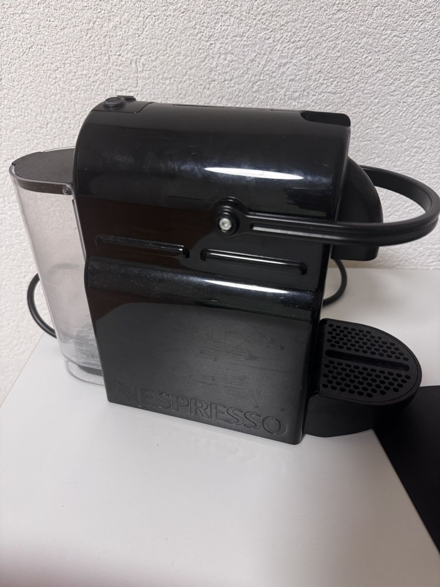 Nespresso Macchine per caffè & Macchine per espresso: Machine à café Nespresso Pixie noire occasion – Usato da Fribourg venduto da Ayerd7
