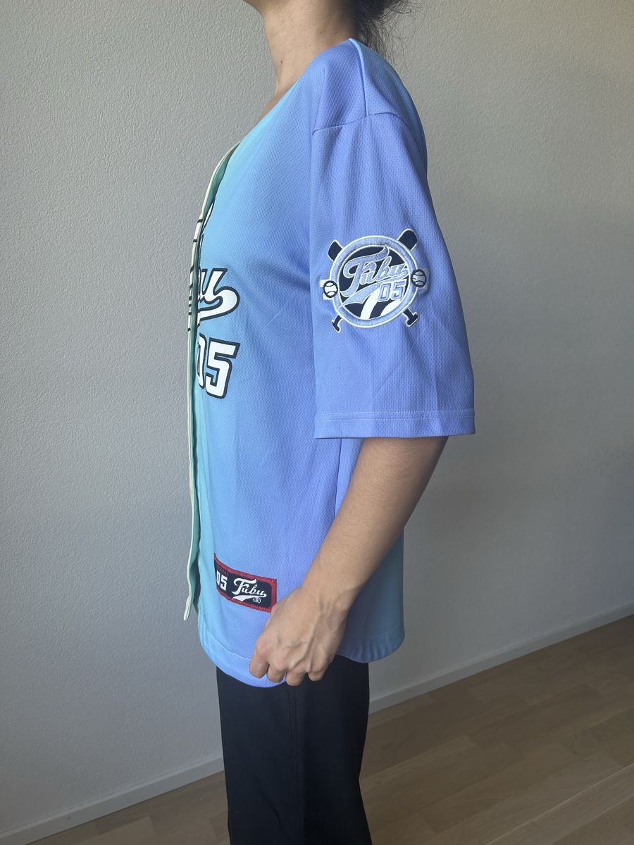 Maillots de corps & Pantalons: Rainbow Baseball Trikot FUBU  – Neuf (Voir description) à Zürich par JN-MZ67676767 2