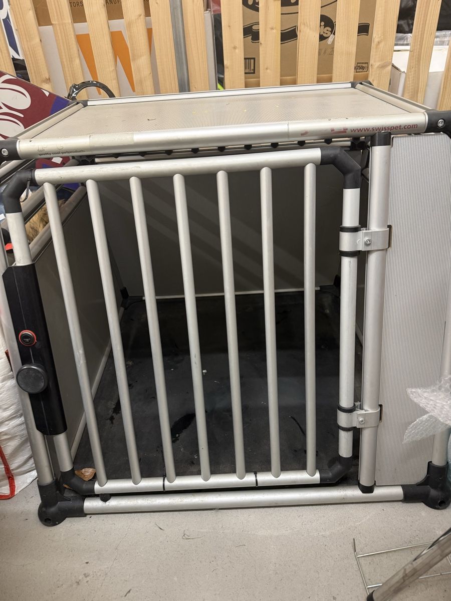 Swisspet Käfige, Transport & Sicherheit: Swisspet Hundebox Large – Gebraucht aus Dübendorf von ser_twb8