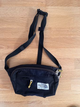 The North Face Umhängetasche schwarz gebraucht