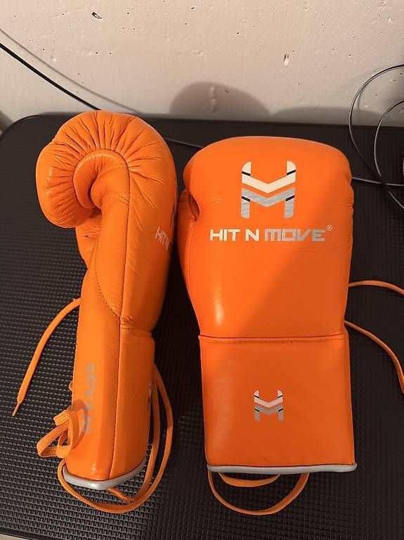Guanti & manicotti: Hit N Move Sparring Gloves – Usato da Villmergen venduto da noa_22ty 3