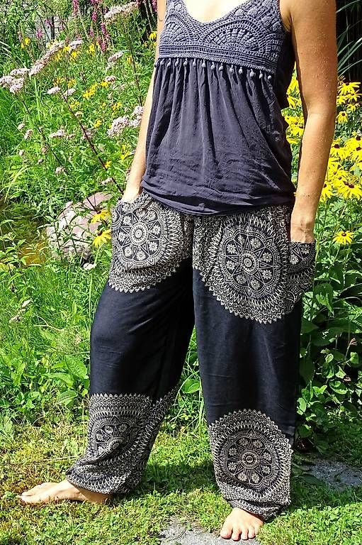 Pantaloni: Luftige und leichte Pumphosen NEU – Usato da Oberwil b. Zug venduto da Temuera 4