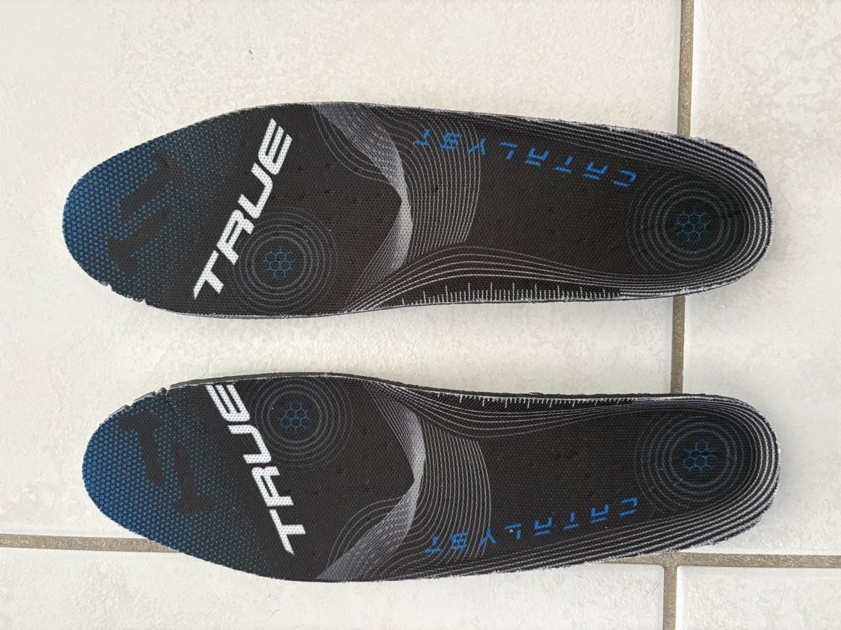 Schlittschuhe: True Catalyst 5X4 Spieler Eishockeyschlittschuhe – Gebraucht aus Kloten von AR84 5