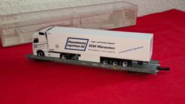 Fleischmann : Hupac -Wagen mit Sattelschlepper "Hausammann"