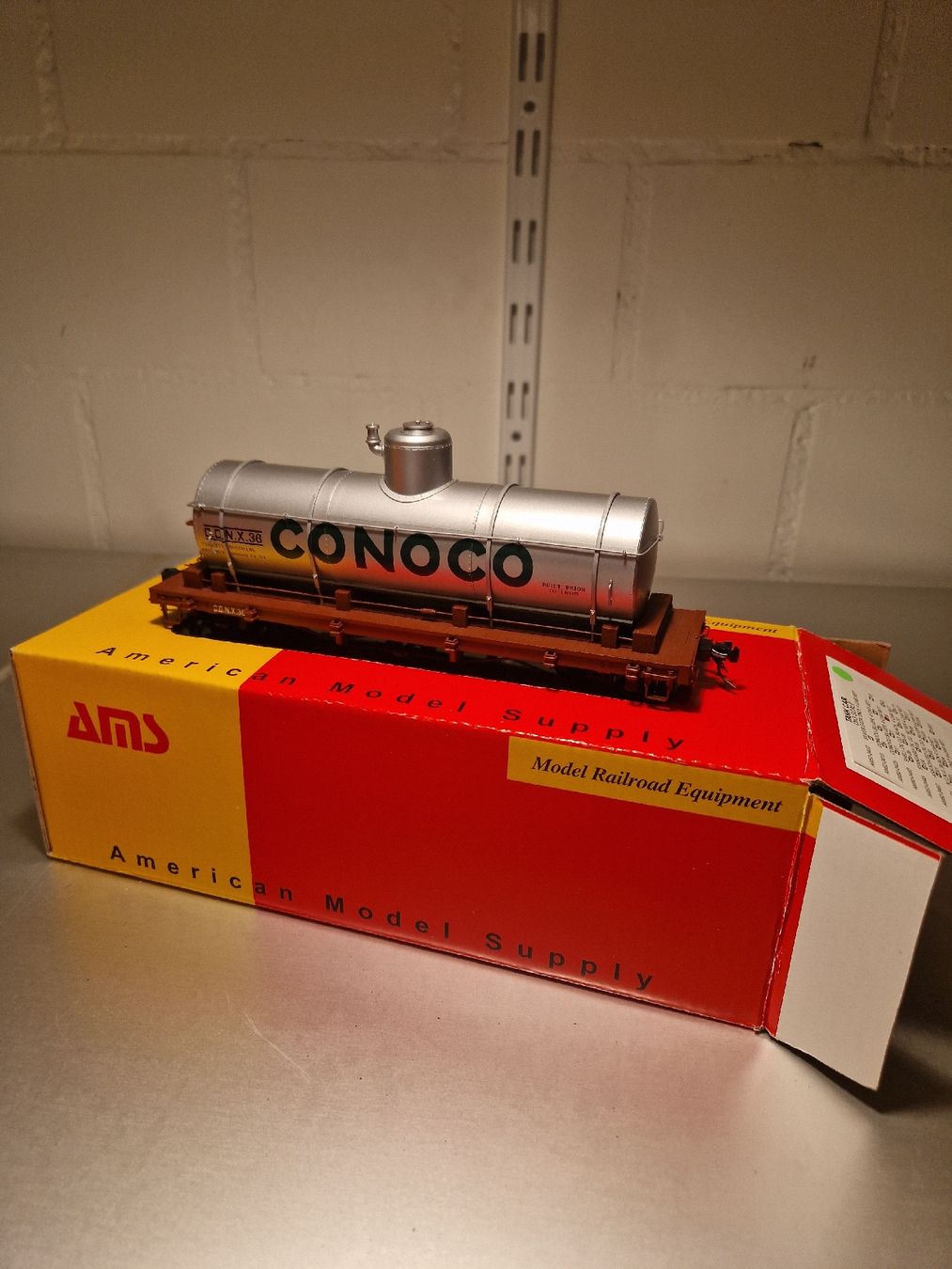 Modelleisenbahnen: Conoco Kesselwagen, Spur 0n3, #36 – Neu (gemäss Beschreibung) aus Winterthur von sac_txw5