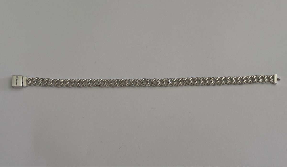 Pandora Bracelets: Pandora Armband, Silber mit Steinen – Neuf avec emballage d'origine à Zürich par daki81 2