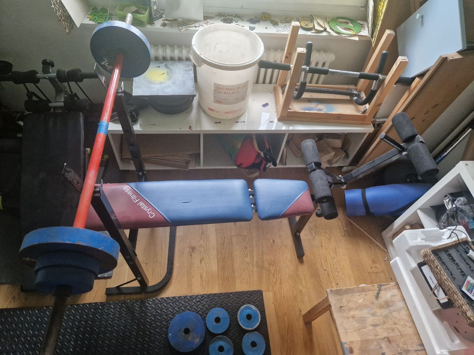 Hometrainer: multiuse Hantelbank mit viele Gewichte – Usato da Baar venduto da Fabio-99