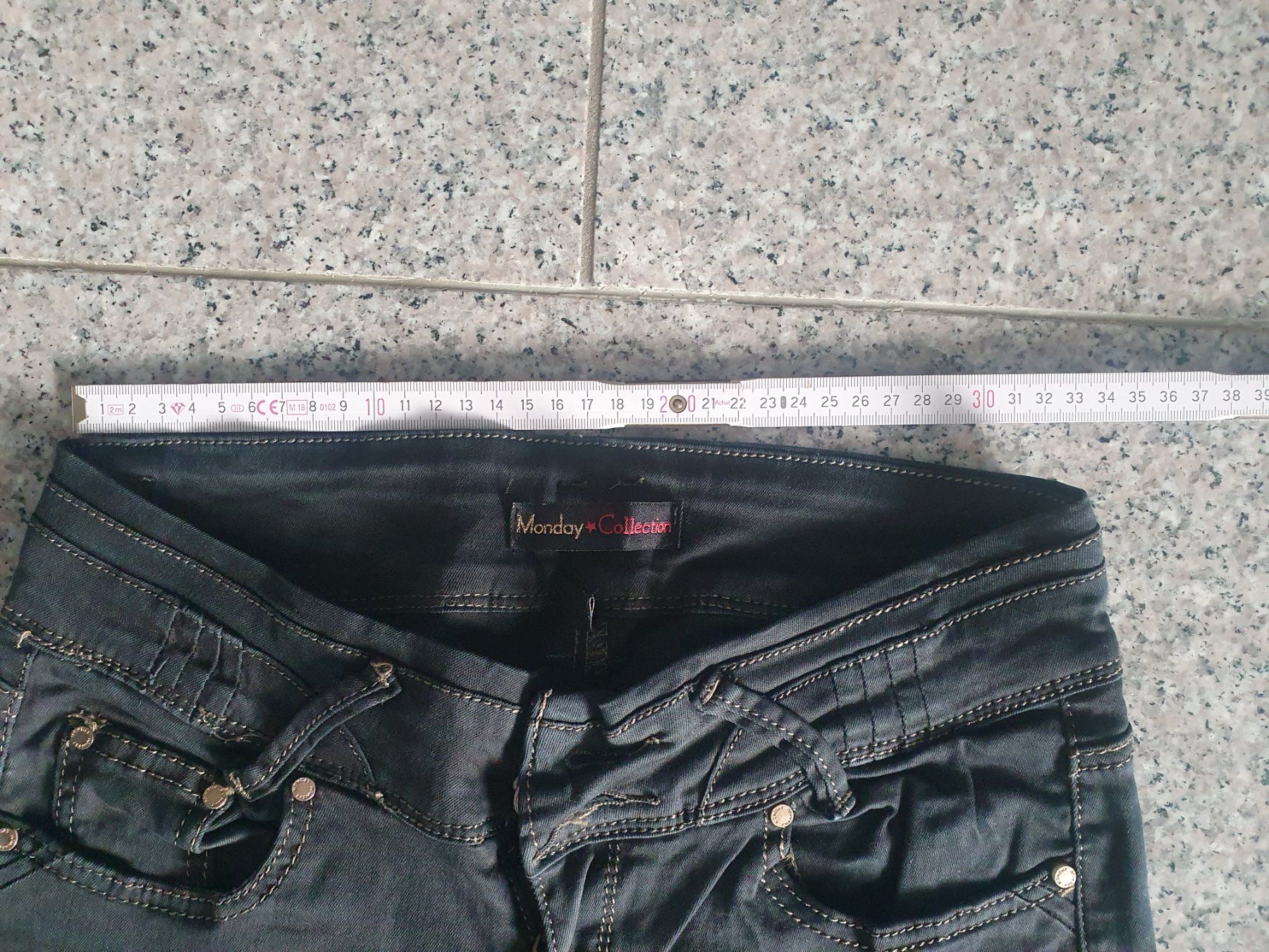 Jeans: Jeans – Usato da Moosseedorf venduto da Sonnenschein.. 7