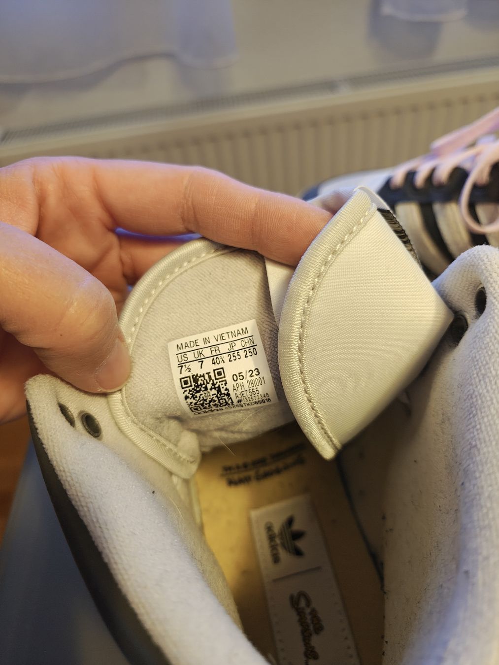 Adidas Scarpe da uomo: Adidas Sneaker Simpsons – Usato da Rothrist venduto da mk_swiss23 3